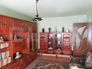 Apartament 3 camere, decomandat, 66 mp, etaj intermerdiar, zona Pietei Flora - imagine 3