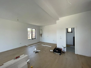 Duplex 4 camere  3 dormitoare | Curte amenajata | Mosnita-Noua  - imagine 4