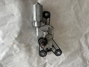 motoras stregator luneta audi a6c6  - imagine 3