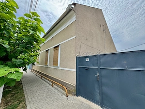 Casă de vanzare 