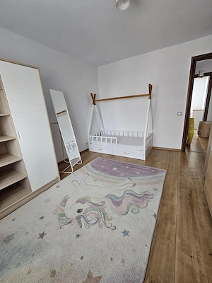 proximitate metrou , renovat + mobilat - imagine 11