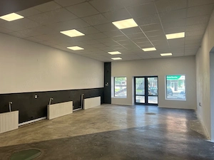 Inchiriez spatiu comercial   birouri 180 mp central Campulung Moldovenesc