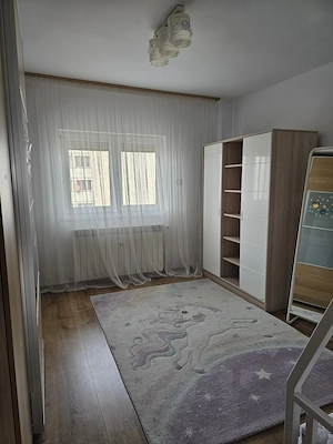 proximitate metrou , renovat + mobilat - imagine 10