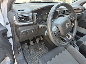Citroen C3 2019 - 87000km, in stare excelenta, cu revizii si consumabile la timp. - imagine 8
