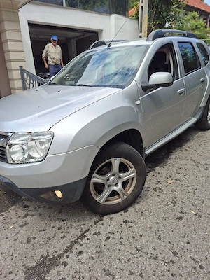 Dacia Duster, 2011,1.6 benzina,105 CP,EURO 5 - imagine 4