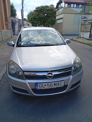 Vând Opel Astra H 