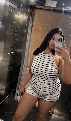 Mădălina Minionă Sexy 20 Anii! 
