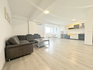 Apartament spațios și luminos, 2 camere, zona Torontalului - imagine 2