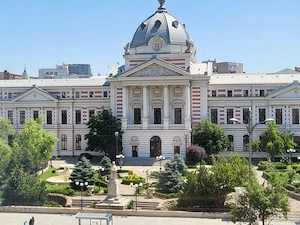 2 camere | Universitate | Central | 70 mp | 3/8 | 