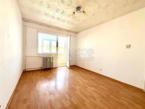 Apartament 3 camere, str. Milcov, Bacau - imagine 8