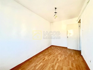 Apartament 3 camere, str. Milcov, Bacau - imagine 4