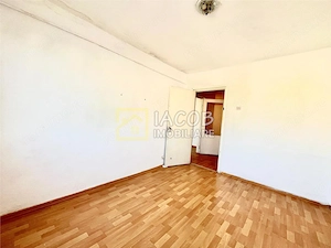 Apartament 3 camere, str. Milcov, Bacau - imagine 10
