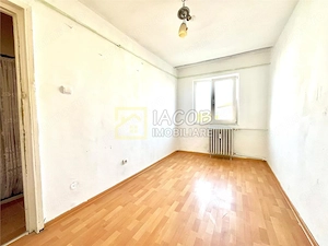 Apartament 3 camere, str. Milcov, Bacau - imagine 3