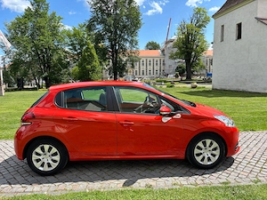 Peugeot 208-- v-2018-Benzines-Klimas - imagine 2