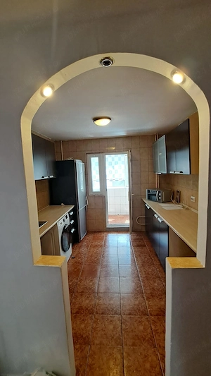 3 camere Crangasi - imagine 2
