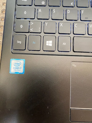 Laptop acer i7 gen 8 