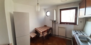 Proprietar, inchiriez 2 camere Complex Studentesc - imagine 2