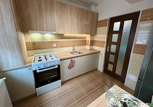 Apartament 2 camere, Decomandat. La 2 min metrou Dimitrie Leonida. Loc parcare. - imagine 4