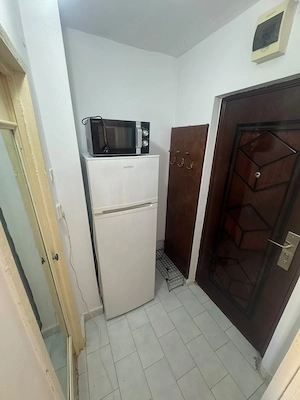 Închiriez apartament 1 camera Arad  - imagine 6