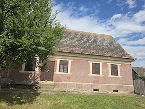 Casa localitatea Monariu