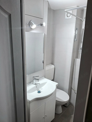 Garsoiera Nou renovata de inchiriat,mobilata 17mp zona Uta langa stadion - imagine 8