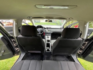 Volkswagen Passat 1.9 TDI Comfortline - imagine 8