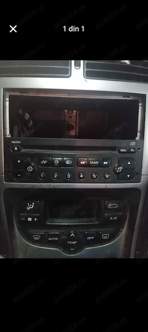 Vând Radio CD 