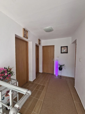Vând casa noua in Chisoda sau fac schimb cu casa in Timisoara - imagine 5