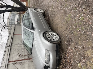 De vânzare Audi a4 b6 2005 1.9 tdi qatrro 6 trepte este vopsită în totalitate preț 2600  negociabil  - imagine 5