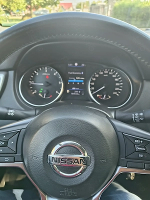 Nissan Qashqai 2020 1,5 Automat  - imagine 6