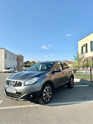     Nissan Qashqai 1.6 dCi 131 CP 4x4 - imagine 3