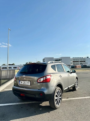     Nissan Qashqai 1.6 dCi 131 CP 4x4 - imagine 4