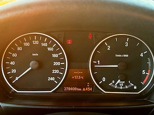 BMW E87 118d An Fabricatie 2011   Euro 5 - imagine 2