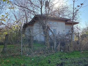 Casa cu teren 1500 mp comuna Ulmu judet Calarasi