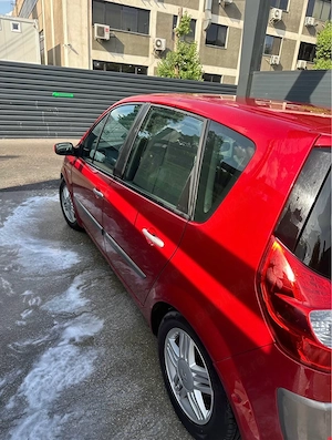 Renault Scenic  - imagine 2