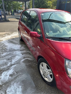 Renault Scenic  - imagine 4