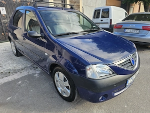 Proprietar vand Dacia logan 1.4i - 82.000km A.C - imagine 2