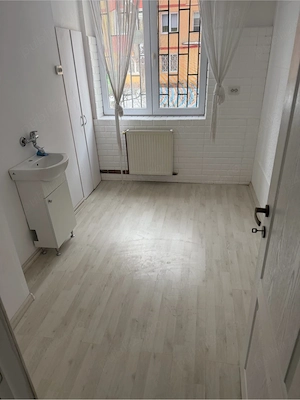 propietar inchiriez spatiu comercial-birouri - imagine 2