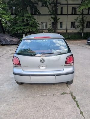 Vând Volkswagen Polo 1.2 Benzină (2007)   Doar 78.600 km reali - imagine 5