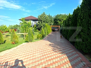 Casa 4 camere, 200 mp util, 1300 mp teren in proprietate, Sculeni - imagine 2