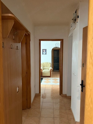 Apartament 3 camere Sector 4 - imagine 4