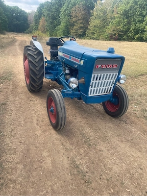 tractor ford3000 - imagine 4