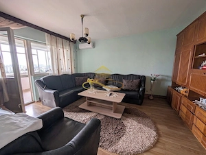 Apartament 3 camere decomandate, str.9 Mai - imagine 2