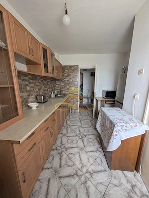 Apartament 3 camere decomandate, str.9 Mai - imagine 6
