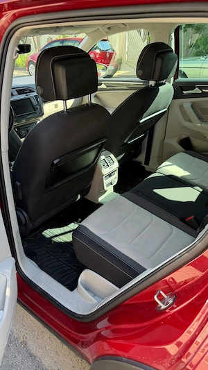 Tiguan 1.9 TDI Highline DSG 2017, 4x4, 85000 km, distributie schimbata, roti iarna si vara aliaj - imagine 8