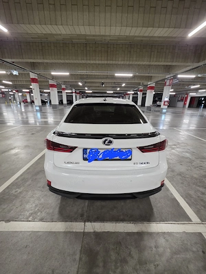 Vand LEXUS IS 300H LUXURY ,,Mark Levinson,scaune ventilate,perdeluta electrica,volan incalzit,etc. , - imagine 3