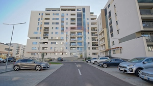 Apartament cu 2 camere de închiriat, zona Coresi, Tractorul