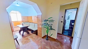 Apartament 2 camere | Decomandat | Zonă centrală | Vis-a-vis de OMV - imagine 2