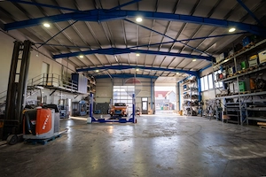 Vânzare Complex industrial  – 3.037 mp teren, 4 hale - 1400 mp Beiuş - imagine 9