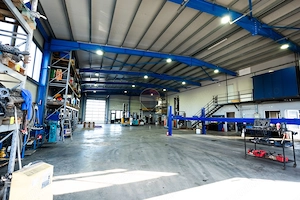 Vânzare Complex industrial  – 3.037 mp teren, 4 hale - 1400 mp Beiuş - imagine 2
